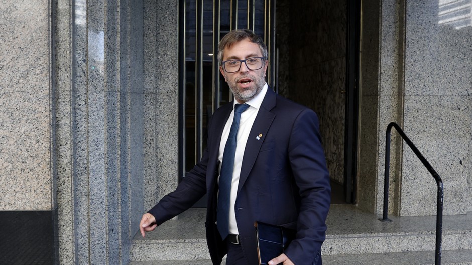 Milei le interviene la lista de senadores a Karina y quiere poner a Furiase