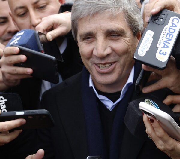 La suba de encajes de Caputo destruye la rentabilidad de la plata de la gente en Mercado Pago