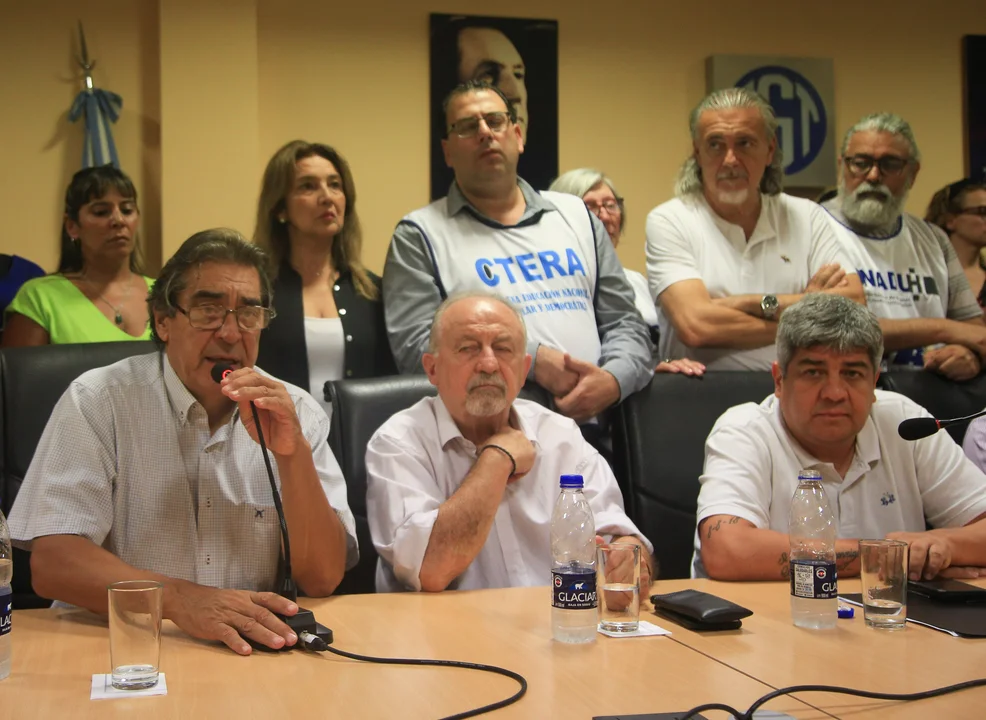 Hugo «Cachorro» Godoy cargó contra un sector de la CGT que mantiene vínculos con el Gobierno
