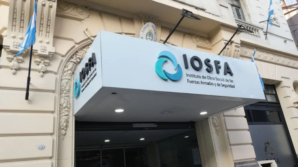 Crisis en IOSFA, la obra social militar