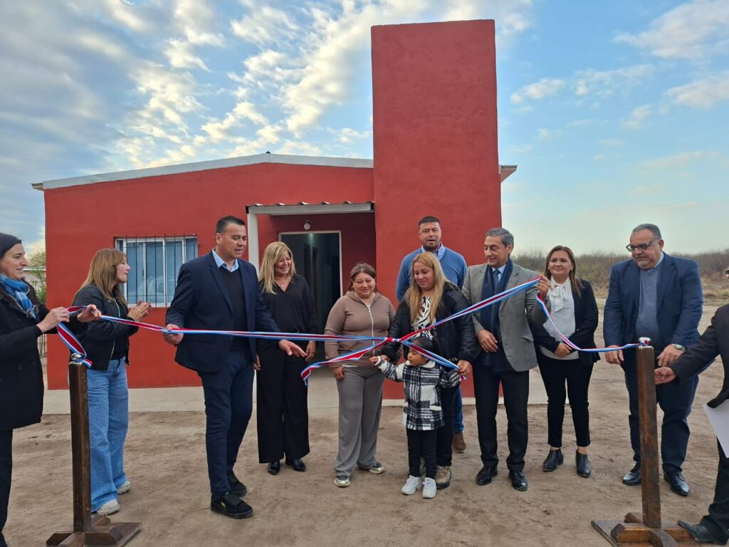 Con más obras y entrega de viviendas sociales, Antajé celebró el 225° Aniversario de su fundación