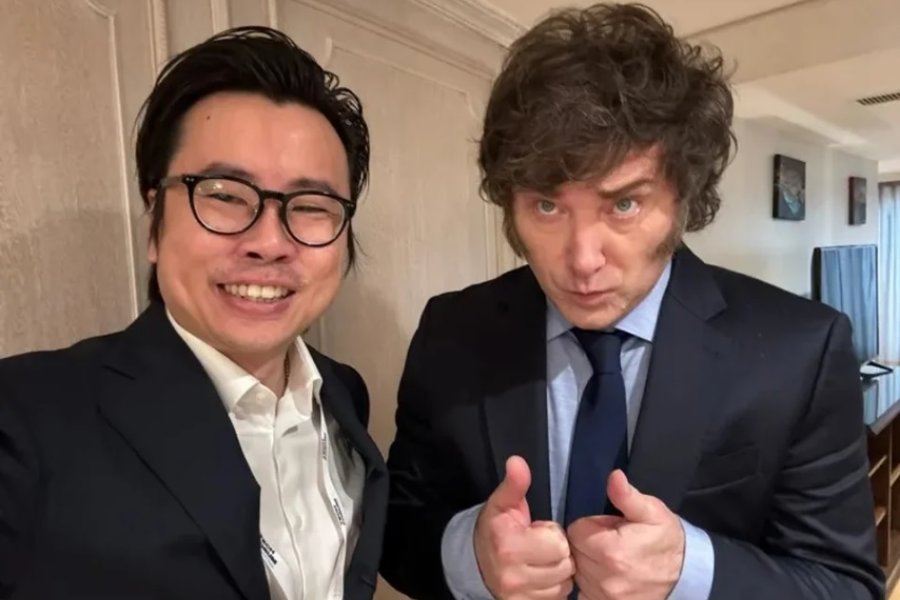 Escándalo: Javier Milei se habría reunido con un empresario con una identidad falsa