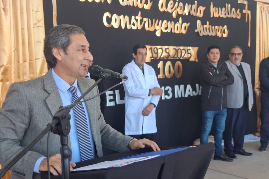 Silva Neder encabezó acto por el centenario de la Escuela N° 413 de Majada Sud