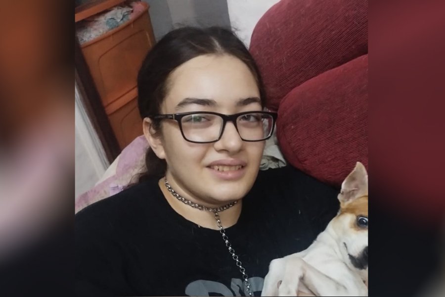 Despeserada búsqueda de una joven de 22 años y del Bº Centro de Capital