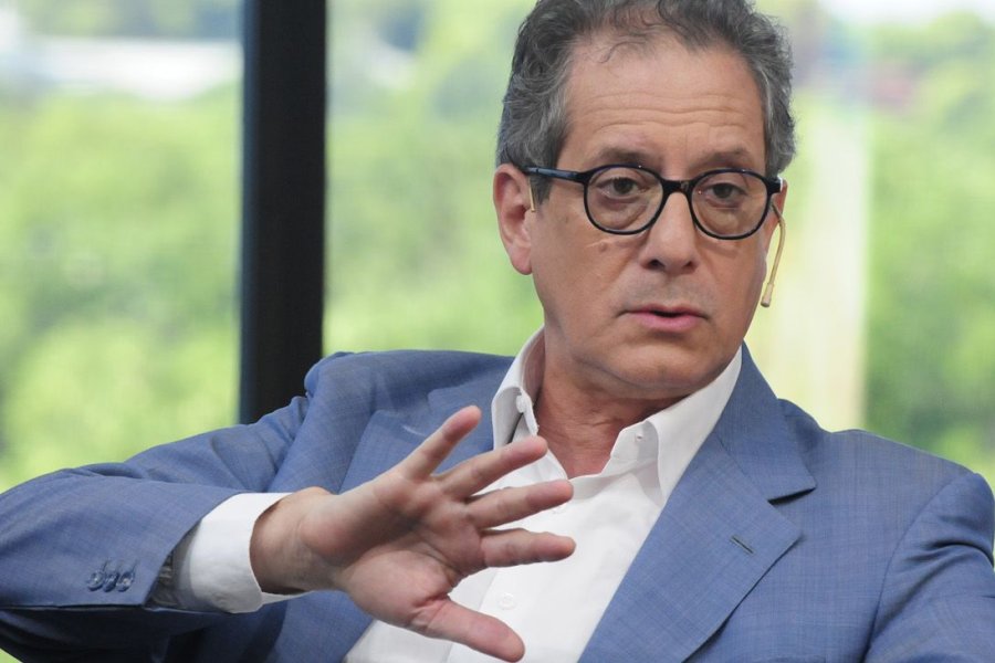 Miguel Pesce advierte sobre “bomba fiscal” tras aumento de la deuda y altas tasas