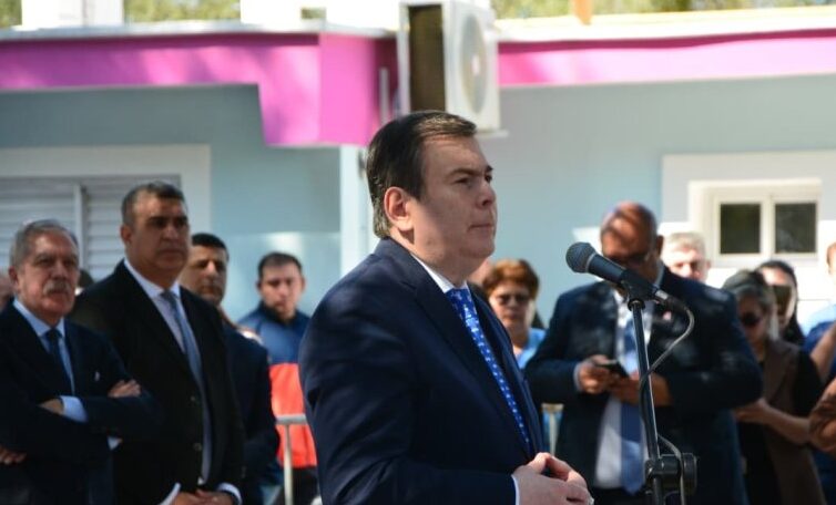 “Vivimos en un mundo donde parece que todo mejora, pero mucha gente no vive bien. El individualismo genera frustraciones y soledades. En cambio, nuestra historia como argentinos se basa en la solidaridad, en abrir las puertas a todos y en no descartar a nadie, ni siquiera a quienes atraviesan dificultades en su vida”