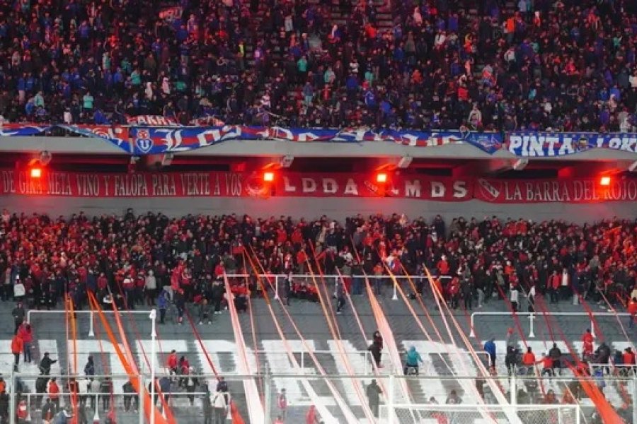 La primera sanción a Independiente tras los incidentes en el partido ante Universidad de Chile