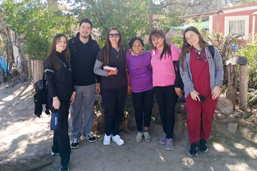 Alumnos de Medicina de la UNSE comenzaron las prácticas en Los Telares