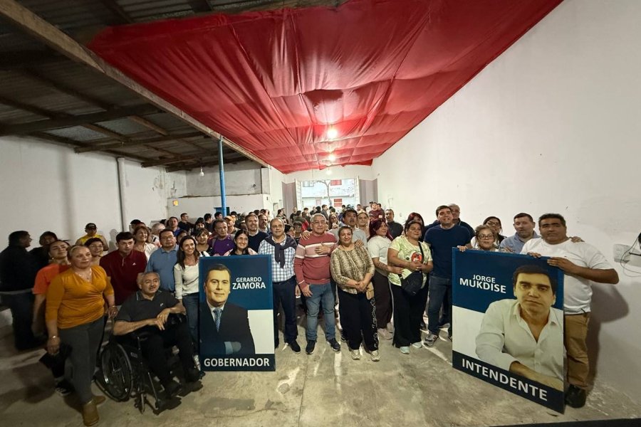 Dirigentes del Frente Cívico apoyan a los candidatos para el 26 de octubre