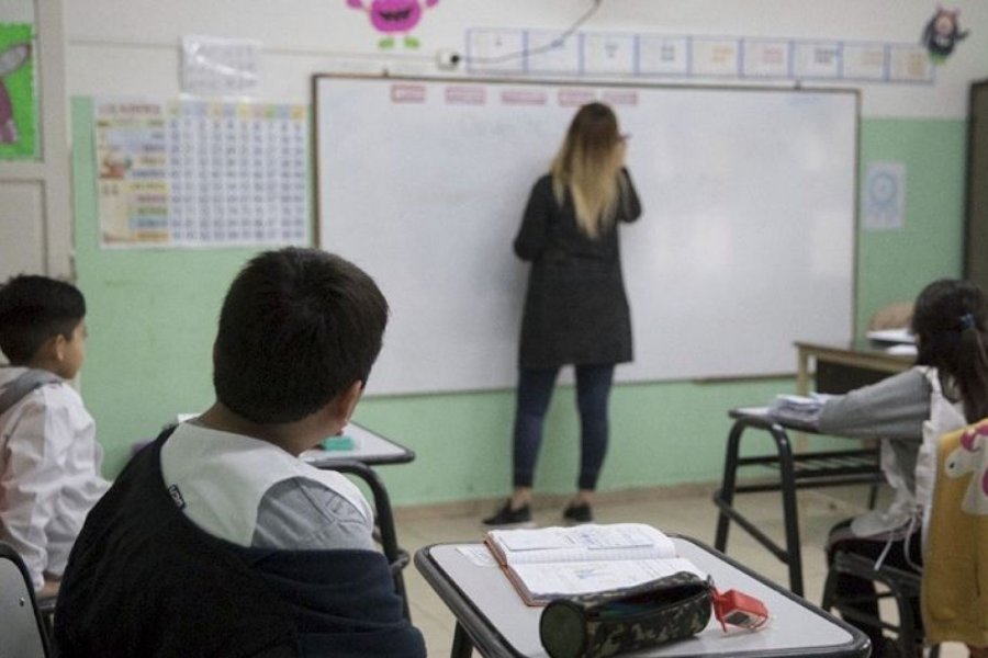El Consejo General de Educación abre el ofrecimiento de cargos y horas cátedra para docentes