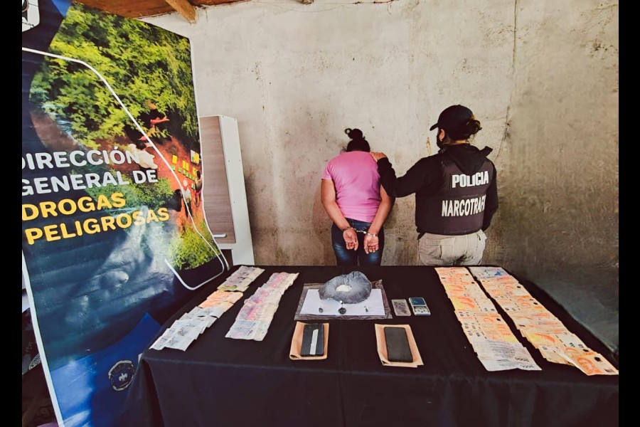 Forres: Desarticulan puntos de venta de cocaína en dos allanamientos