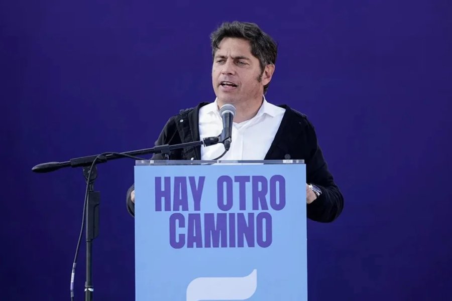 Kicillof calificó como un «payaso» a Milei: «Y no es el dueño del circo»
