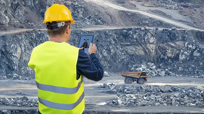 El Gobierno eliminó retenciones a la minería: alcanzan al oro, cobre y cales