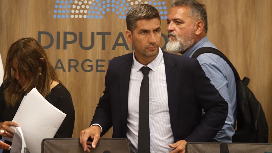 Acusan al diputado Quintar por una estafa con la obra social de los azucareros de Jujuy