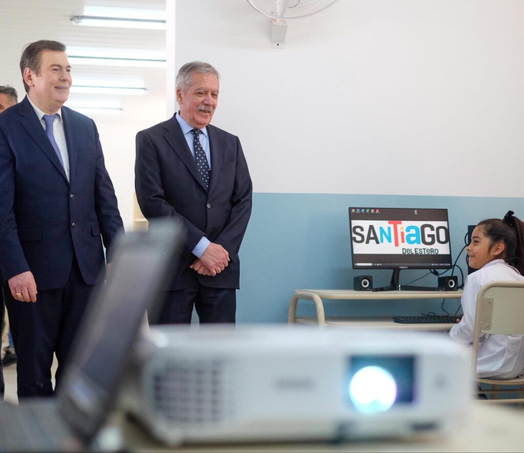 “La educación, la salud, la vivienda propia y la infraestructura deportiva mejoran la calidad de vida de la gente”