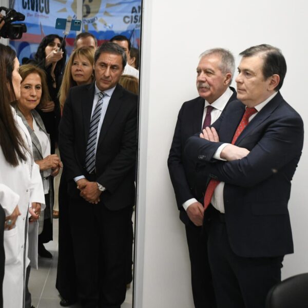 Elías Suárez destacó la inauguración del Servicio de Maternidad del Hospital Regional
