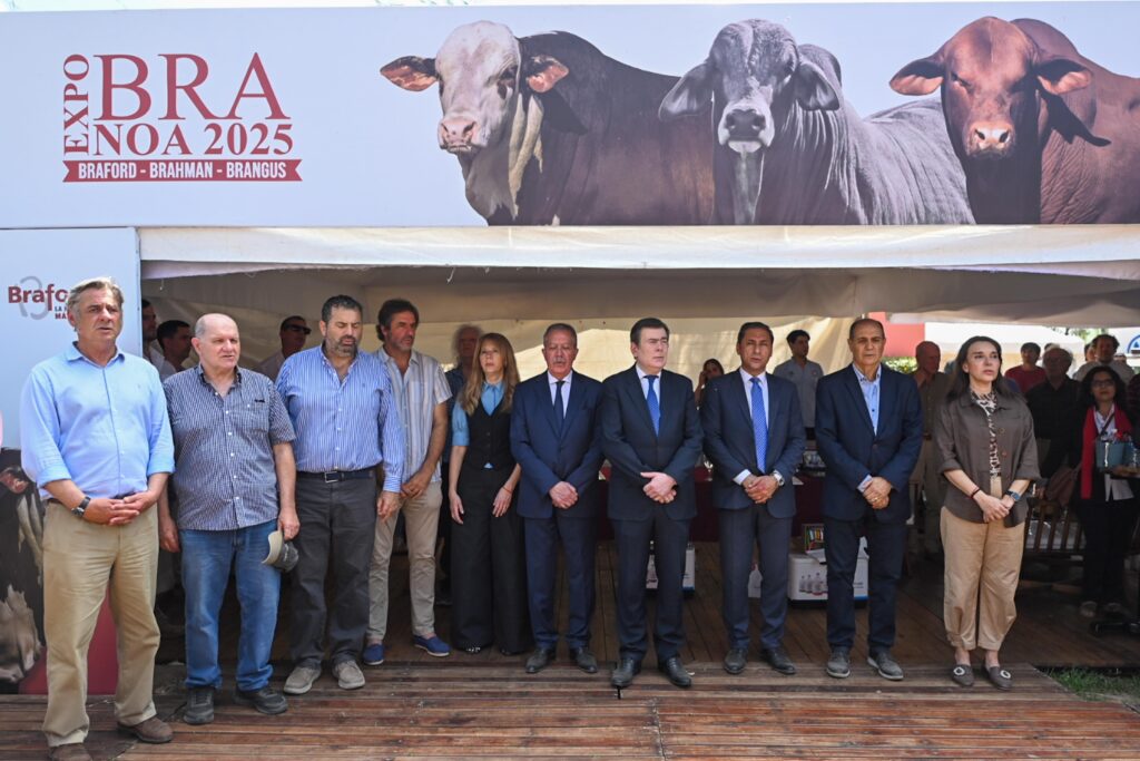El Gobernador Zamora encabezó la apertura de la Expo Bra 2025 en el Vivero San Carlos