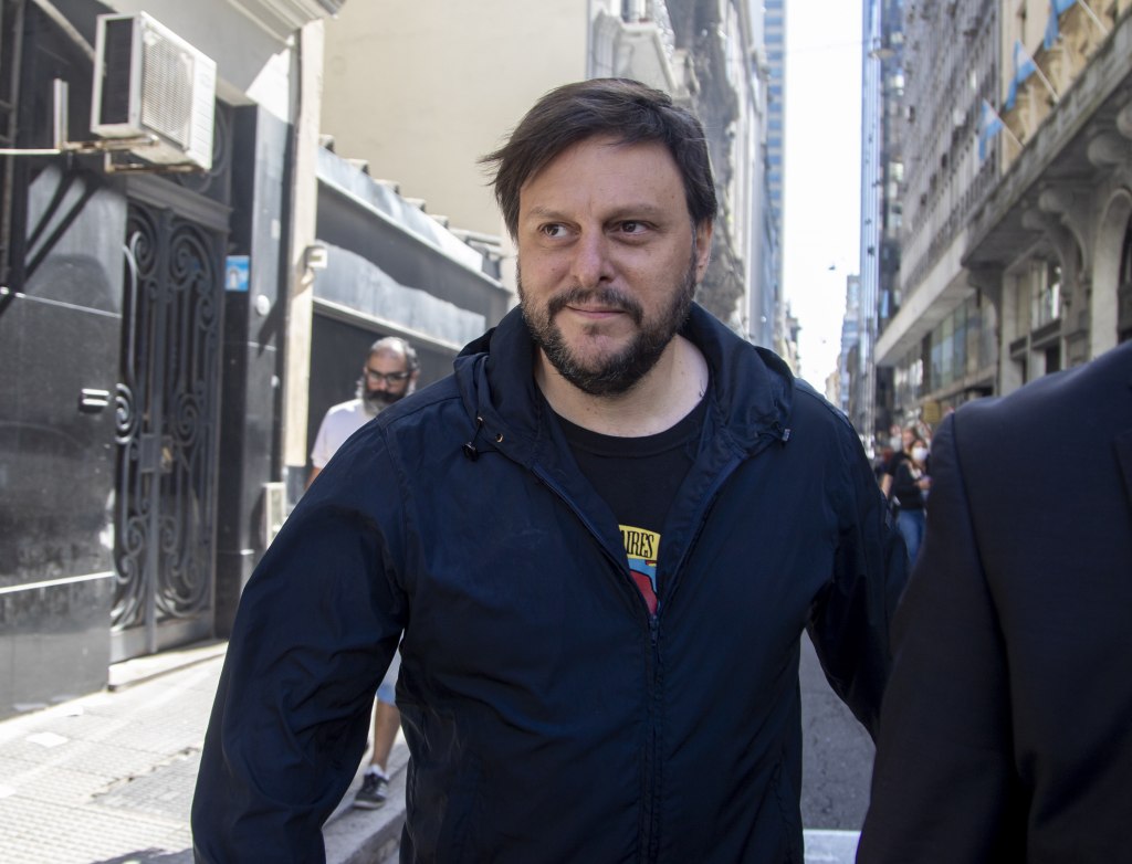 Santoro presentó un proyecto para cobrar aporte a las grandes exportadoras de granos y financiar al Garrahan