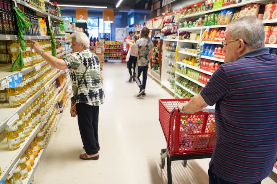 Analistas estimaron que la inflación de agosto promediará el 2% pese a la suba de los alimentos y el dólar