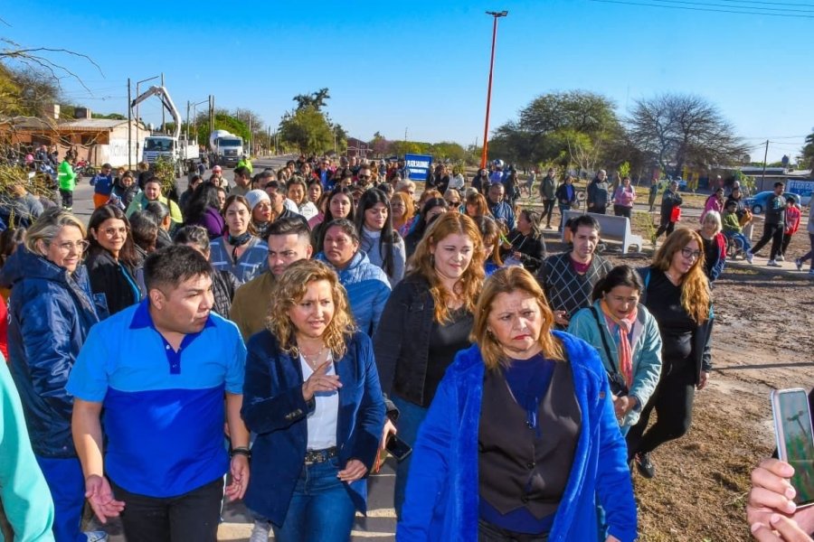 La intendente Fuentes habilitó un espacio público para actividades físicas denominado «Hna. Viviana Murillo»