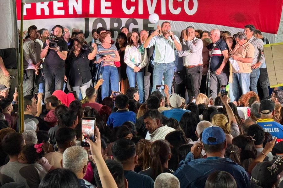 Plenario del Frente Cívico en Termas reunió a militantes en apoyo a los candidatos