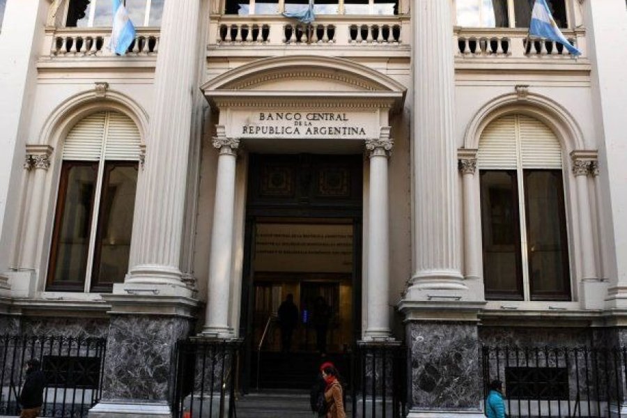 Banco Central: Impone cepo para dólares financieros