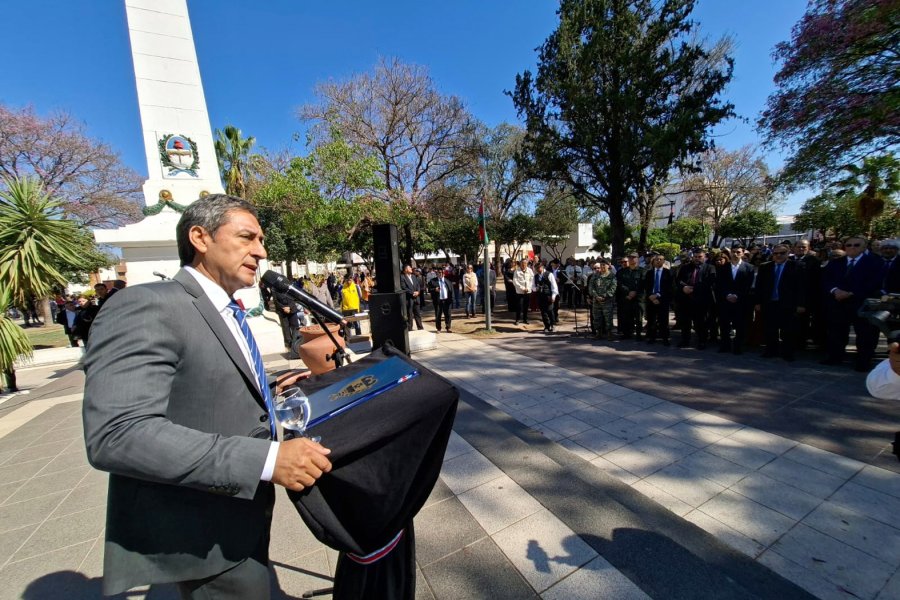 El vicegobernador Silva Neder encabezó los festejos del aniversario de Frías