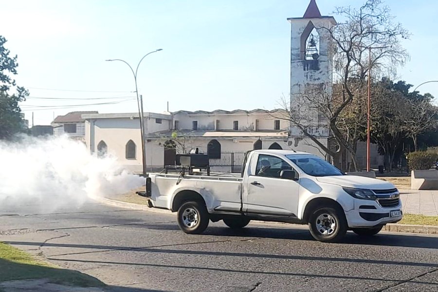 Calidad de Vida continúa con la fumigación en barrios de la Capital