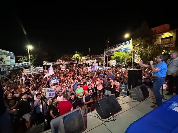 El peronismo de Santiago del Estero ratifica en plenario su compromiso con el modelo provincial de cara a la elección El peronismo de Santiago del Estero ratifica en plenario su compromiso con el modelo provincial de cara a la elección