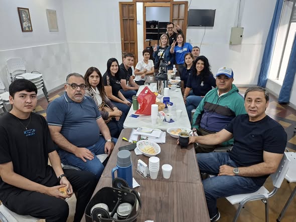 El PJ santiagueño celebra el tradicional desayuno de camaradería antes de la jornada electoral El PJ santiagueño celebra el tradicional desayuno de camaradería antes de la jornada electoral