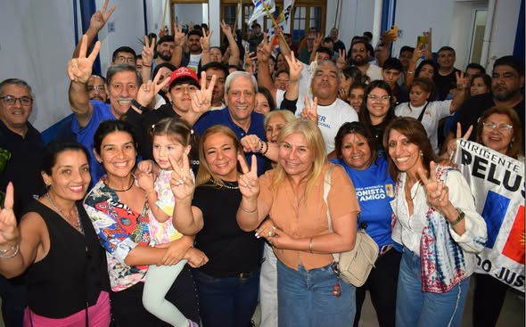 José Emilio Neder asume su banca en el senado y agradece a la militancia peronista por el resultado de fuerza patria José Emilio Neder asume su banca en el senado y agradece a la militancia peronista por el resultado de fuerza patria