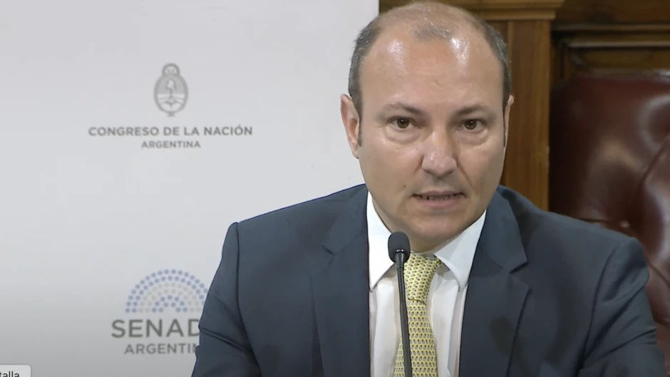 Le secuestran el celular al polémico juez Salmain de Rosario, que se negó a entregar la clave