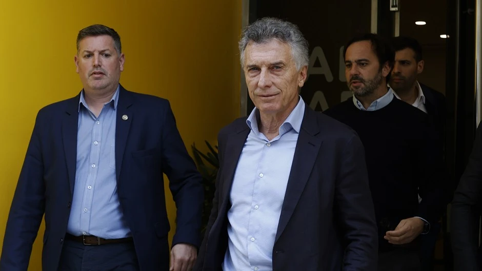 El plan de Macri para aprovechar la debilidad de Milei y quedarse con la Hidrovía El plan de Macri para aprovechar la debilidad de Milei y quedarse con la Hidrovía