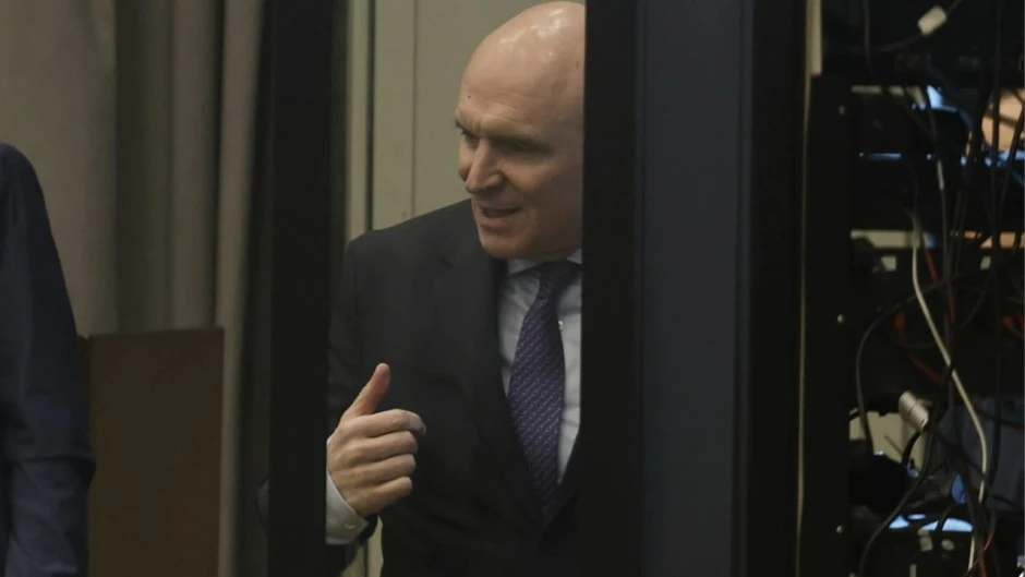 El gobierno obligó a Espert a ir a dar explicaciones a la tele