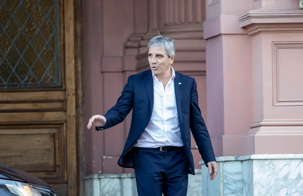Diputados citan a Luis Caputo, Mario Lugones y Karina Milei: convocatorias y dudas sobre asistencia
