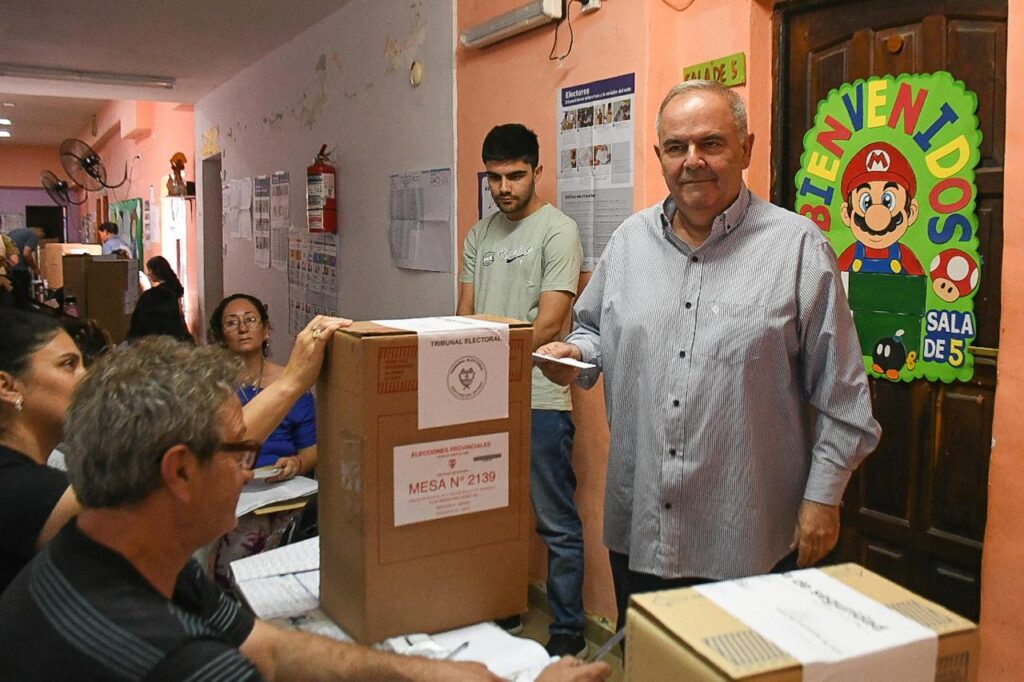 Jorge Zuaín destacó la afluencia de votantes en toda la provincia Jorge Zuaín destacó la afluencia de votantes en toda la provincia