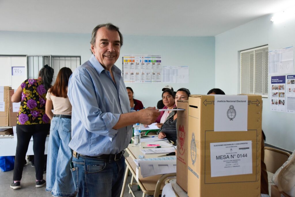 Ángel Niccolai resaltó la madurez del pueblo santiagueño en la jornada electoral