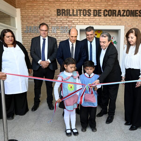 Autoridades de la Provincia inauguraron obras en el Jardín N°504 del Parajes Loaj en Robles