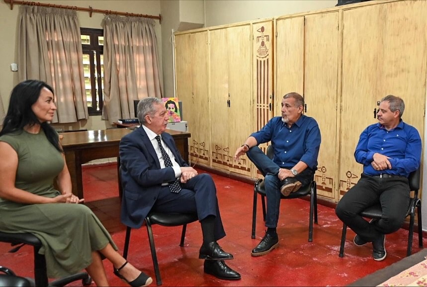 Elías Suárez visitó la Escuela de Agricultura, Ganadería y Granja de la Unse Elías Suárez visitó la Escuela de Agricultura, Ganadería y Granja de la Unse