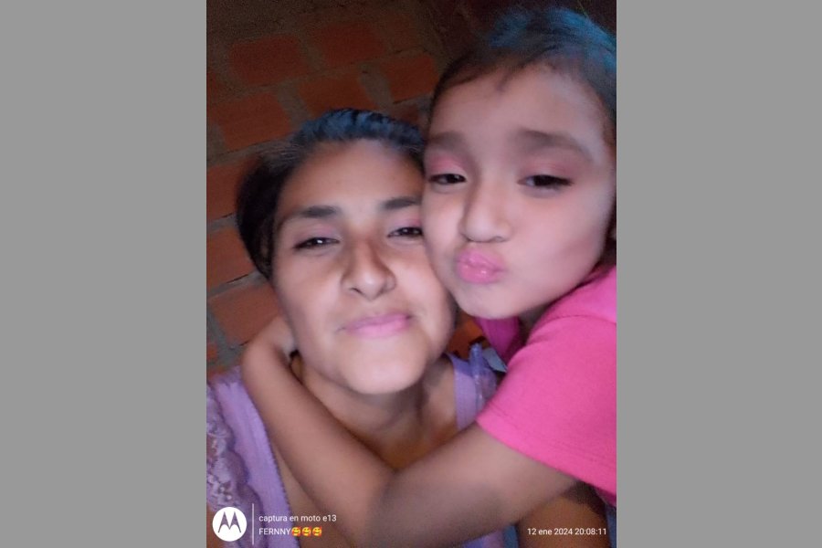 Buscan a una mujer de 34 años y a su hija de 8 de Los Cardozo, Capital