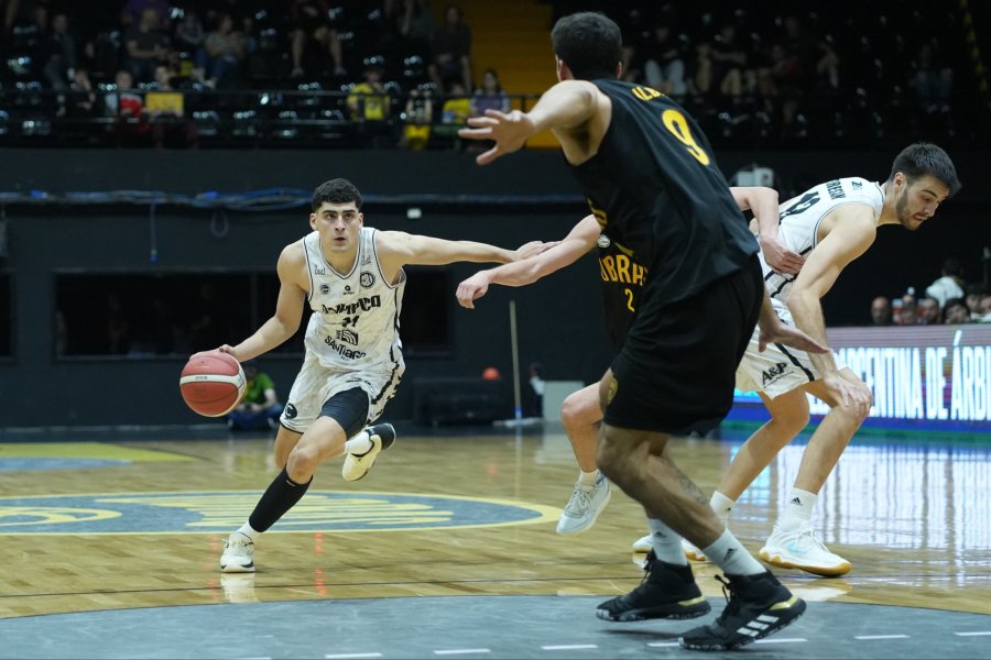 Olímpico sufrió una dura derrota en su visita a Obras