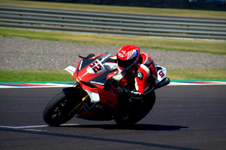 Espectaculares finales del Superbike en Termas de Río Hondo
