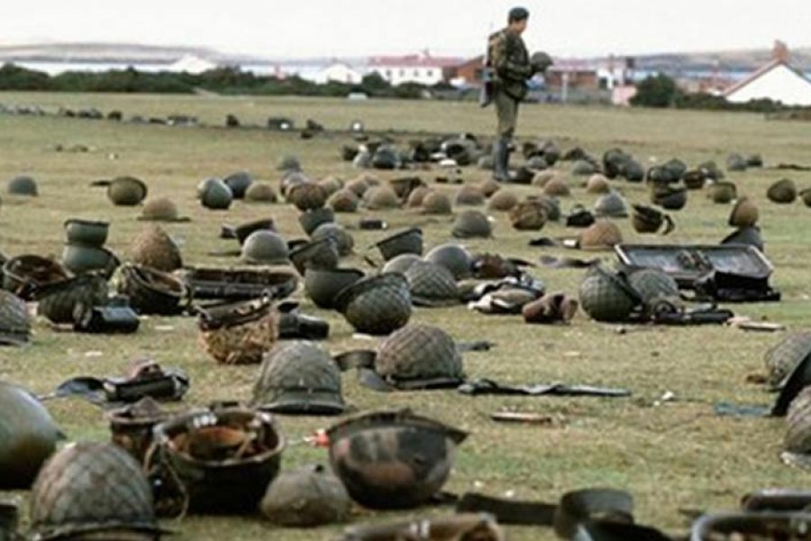 Emotivo reconocimiento a héroes olvidados de Malvinas: Les otorgan un grado militar 43 años después Emotivo reconocimiento a héroes olvidados de Malvinas: Les otorgan un grado militar 43 años después