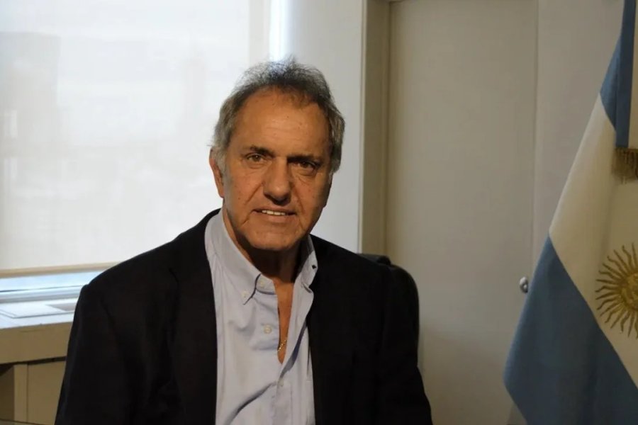 Scioli votó en Luján y aseguró que “lo mejor está por venir” Scioli votó en Luján y aseguró que “lo mejor está por venir”