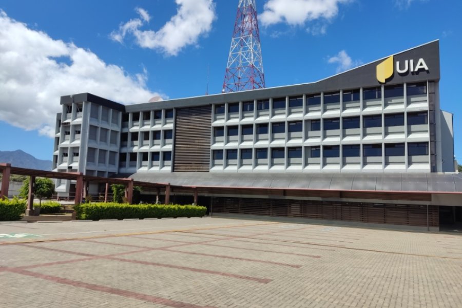 El futuro se produce hoy: La UIA confirma su conferencia industrial en noviembre y refuerza su agenda de competitividad El futuro se produce hoy: La UIA confirma su conferencia industrial en noviembre y refuerza su agenda de competitividad