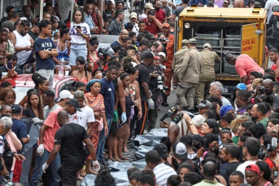 Escalada de violencia en Río de Janeiro: La policía utilizó el «muro del bope» para acorralar y empujar a narcos hacia el bosque
