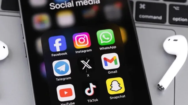 Nueva York lleva a juicio a Facebook, TikTok y Google por fomentar la adicción en menores