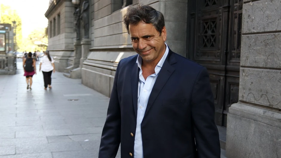 Gobierno nombró a Lisandro Catalán en el Directorio de YPF con un sueldo de $140 millones