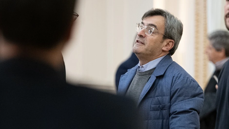 La industria volvió a caer en septiembre y los empresarios advierten: «se van a apagar las máquinas