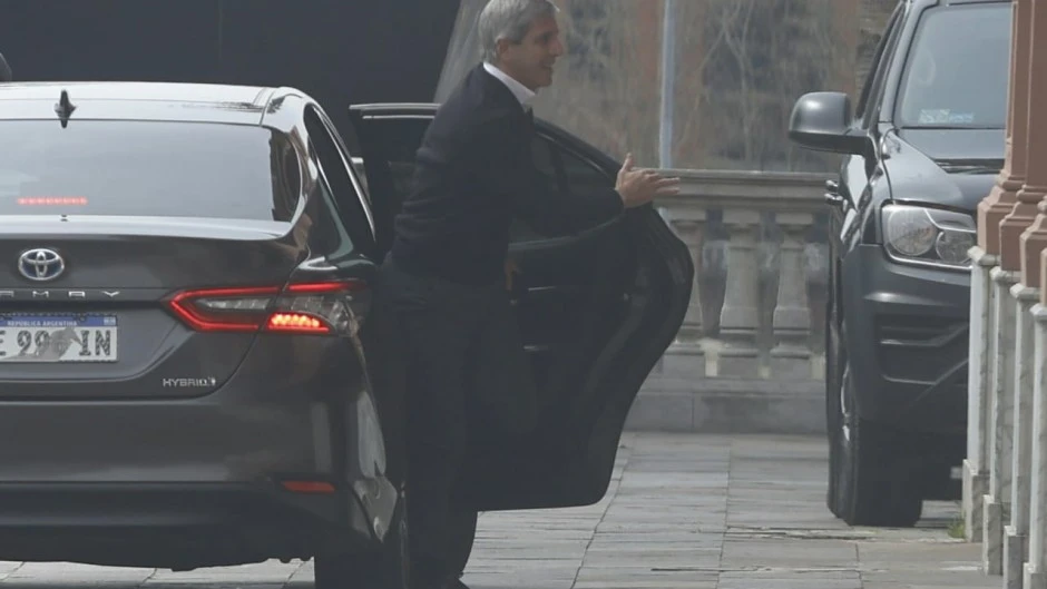 Caputo confirmó el primer Rigi para Santa Fe para construir un megapuerto Caputo confirmó el primer Rigi para Santa Fe para construir un megapuerto